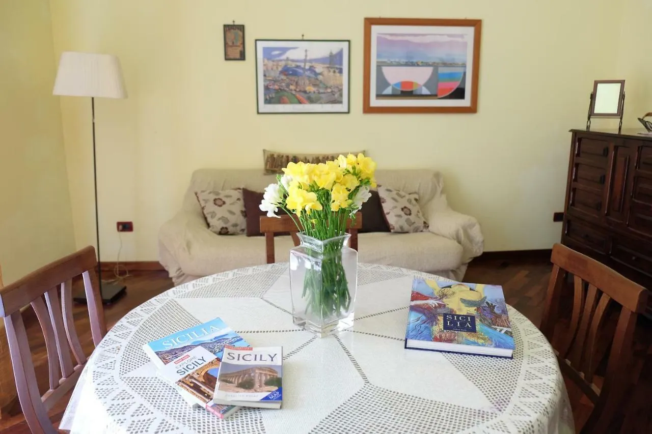 Appartement La Casa Di Tufo à Palerme